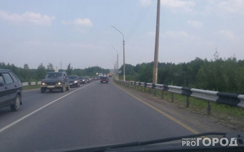 Снова пробки: в Сыктывкаре ограничат движение до и после Краснозатонского моста