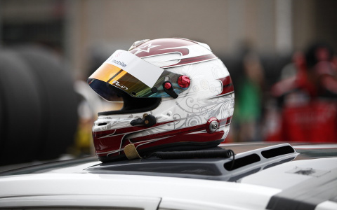 В Сыктывкаре водитель без прав сбил байкера