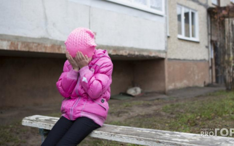 Житель Коми истязал маленькую дочь женщины, с которой состоял в отношениях