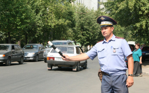 Зарплата от 40 тысяч и ранняя пенсия: в ГИБДД Сыктывкара открыты вакансии инспекторов