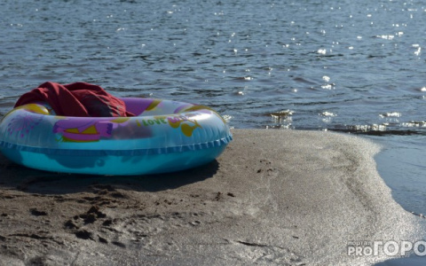 В Сыктывкаре две девушки начали тонуть на глазах у очевидцев, но им никто не помог