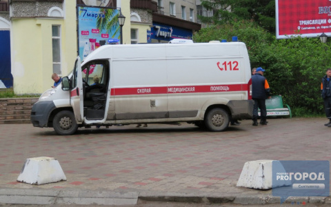 В Сыктывкаре на балконе жилого дома нашли труп 46-летнего мужчины