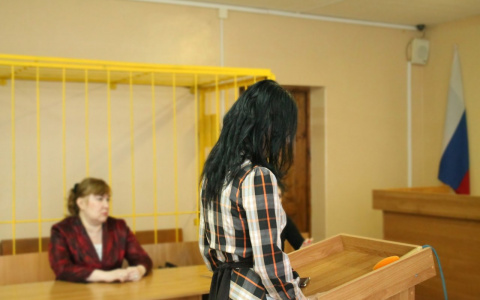 40-летняя сыктывкарка пошла на преступление ради того, чтобы порадовать подругу