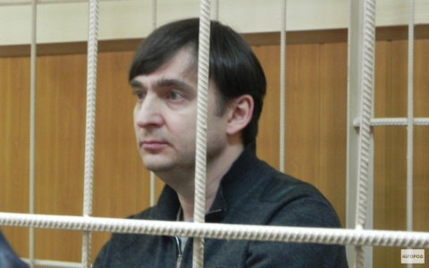 Свидетели по делу Зенищева утверждают, что у экс-мэра Сыктывкара не было комода для взяток