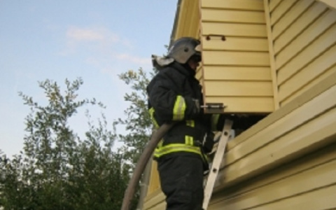 В одном из городов Коми за день произошло сразу два пожара