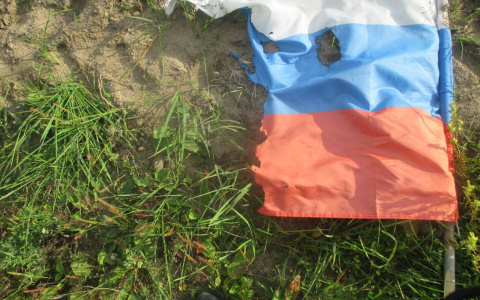 Стало известно, как и зачем 16-летний житель Коми надругался над флагом России (фото)