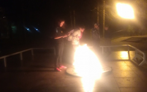 В Коми подростки осквернили «Вечный огонь» (фото)