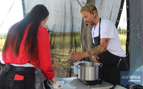 На гастрономическом фестивале жителям Коми предлагают крапивный соус и сливочную уху (фото)