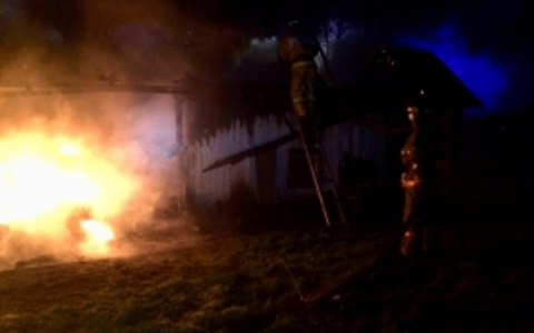 В Коми из-за неисправной печи вспыхнула баня