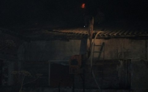 В Коми на частной ферме загорелся топливный цех