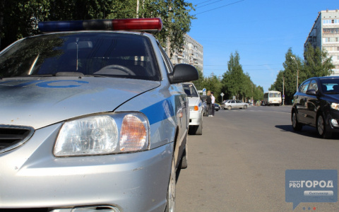 В Коми подросток на байке наехал на собаку и попал в больницу