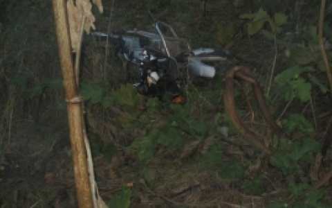 В Коми пьяный мотоциклист не справился с управлением и сбил женщину