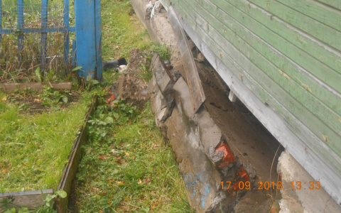 Сыктывкарцев обязали снести аварийный дом и самим построить новый