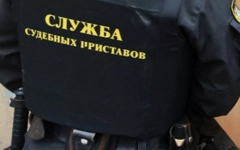 В Сыктывкаре налоговики продают автомобили должников на аукционе