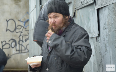 В Сыктывкаре волонтеры собирают «мобильники» для бездомных