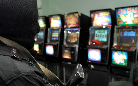 В Коми три благотворительных фонда оказались подпольными казино