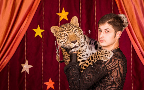 Леопарды, волки и парящие гимнасты: цирк-шапито покажет настоящее шоу в Сыктывкаре!