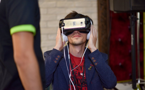 Tele2 приглашает в кинотеатр виртуальной реальности в Сыктывкаре