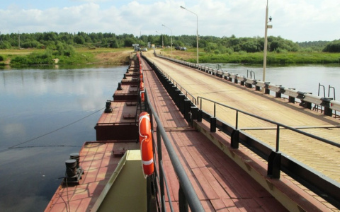 В Коми из-за резкого повышения уровня воды в реке закрыли мост