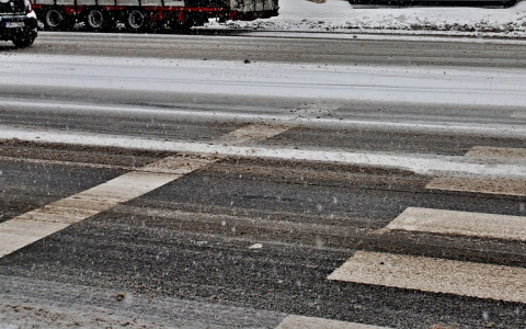 В Коми на пешеходном переходе сбили 11-летнюю девочку