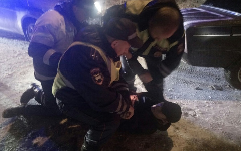 В Коми сотрудники ГИБДД устроили погоню за «омерзительной шестеркой» (фото)