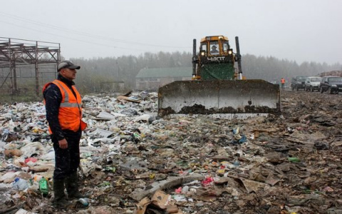 В двух районах Коми уже несколько лет строят мусорные полигоны