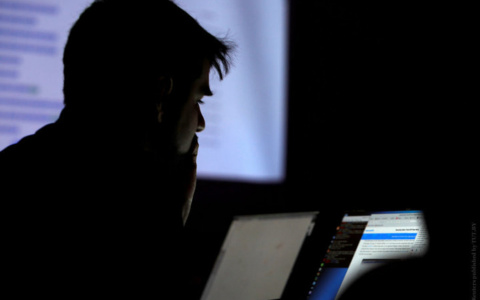 Вымогатель слил в сеть интимные фото сыктывкарской студентки