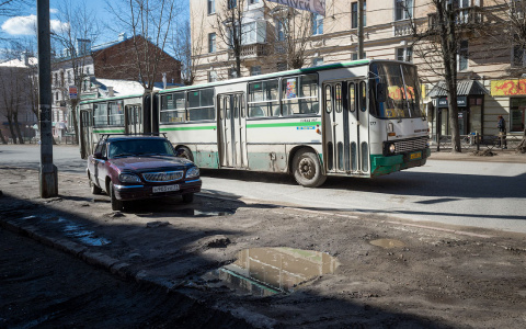 В Сыктывкаре пешеход угодил под колеса автобуса