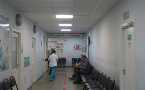 Минздрав сообщил, что жители Коми болеют из-за курения, неправильного питания и лени