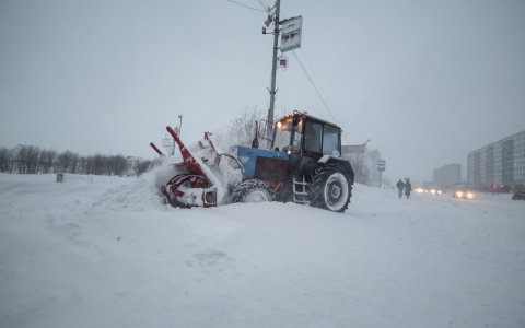 Фотоподборка последствий чудовищного снегопада, который обрушился на север Коми