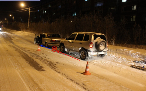 В Коми за четыре часа столкнулись четыре машины, пострадали три человека
