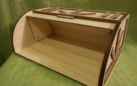 В Коми парень поссорился с другом и избил его хлебницей