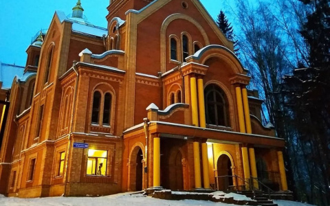 Фото дня: Мичуринский парк Сыктывкара, засыпанный снегом