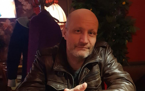 В Сыктывкаре из-за тяжелой болезни скончался известный тату-мастер