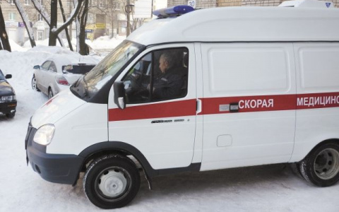 Стало известно состояние ребенка, которого полтора километра тащила под собой повозка