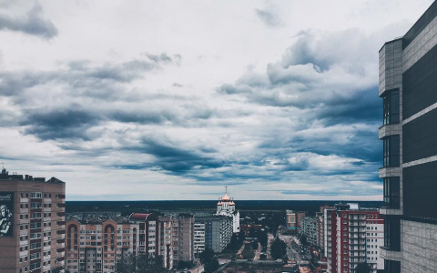 Фото дня: вид на Сыктывкар с высоты многоэтажного дома