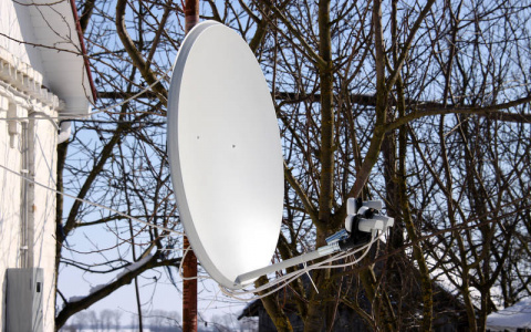 Более двухсот поселений Коми смогут смотреть телевизор только через спутник