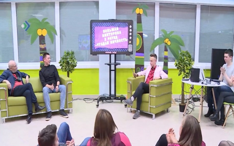 Гостями второго выпуска сыктывкарского шоу «Вечерний Юрган» стали известный композитор и диджей