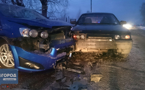 В Сыктывкаре «Шевроле» не поделила перекресток с «Ладой» (фото)