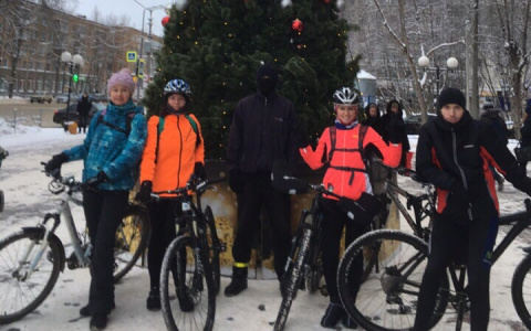 Сыктывкарцы рассказали, как и зачем они катаются зимой на велосипедах