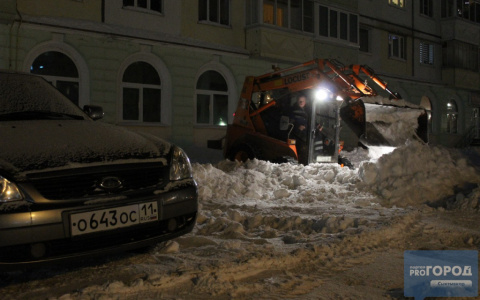 Мэрия Сыктывкара устроит рейд по снежным кучам