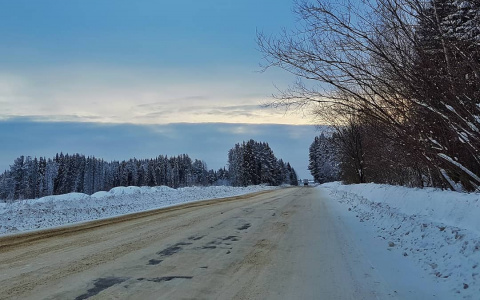 Фото дня от сыктывкарца: идеальная линия облаков
