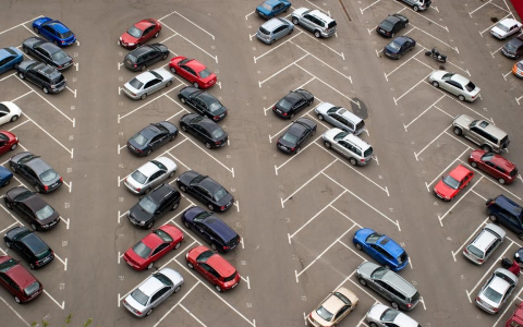 В Сыктывкаре появится парковка на три сотни автомобилей