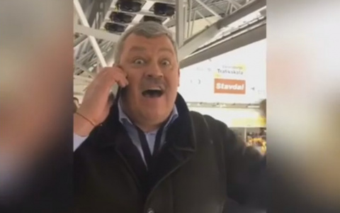 Видео дня: глава Коми кричит от радости после победы сборной России по хоккею с мячом