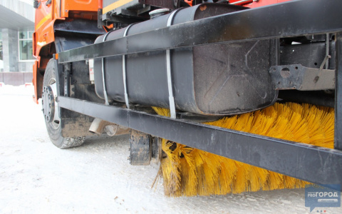 Сыктывкарские «дорожники» покупают топливо почти на 9 миллионов рублей