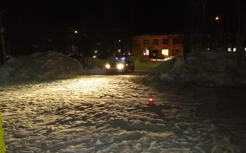 В Коми водитель «Тойоты» не заметил школьницу и наехал на нее