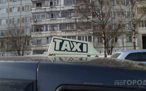 В Сыктывкаре таксист спас жизнь парню, которому порезали горло