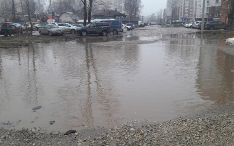 В конкурсе «Сыктывкарская Венеция» четыре новых участника рассказали о ненависти к лужам