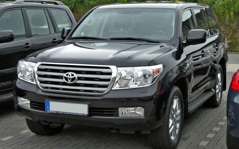 В Сыктывкаре предприятие вспомнило о сломанном «Ленд Крузере», только когда его украли