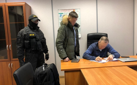 В Коми задержали директора дорожной компании, который выдал себе 3-миллионную премию